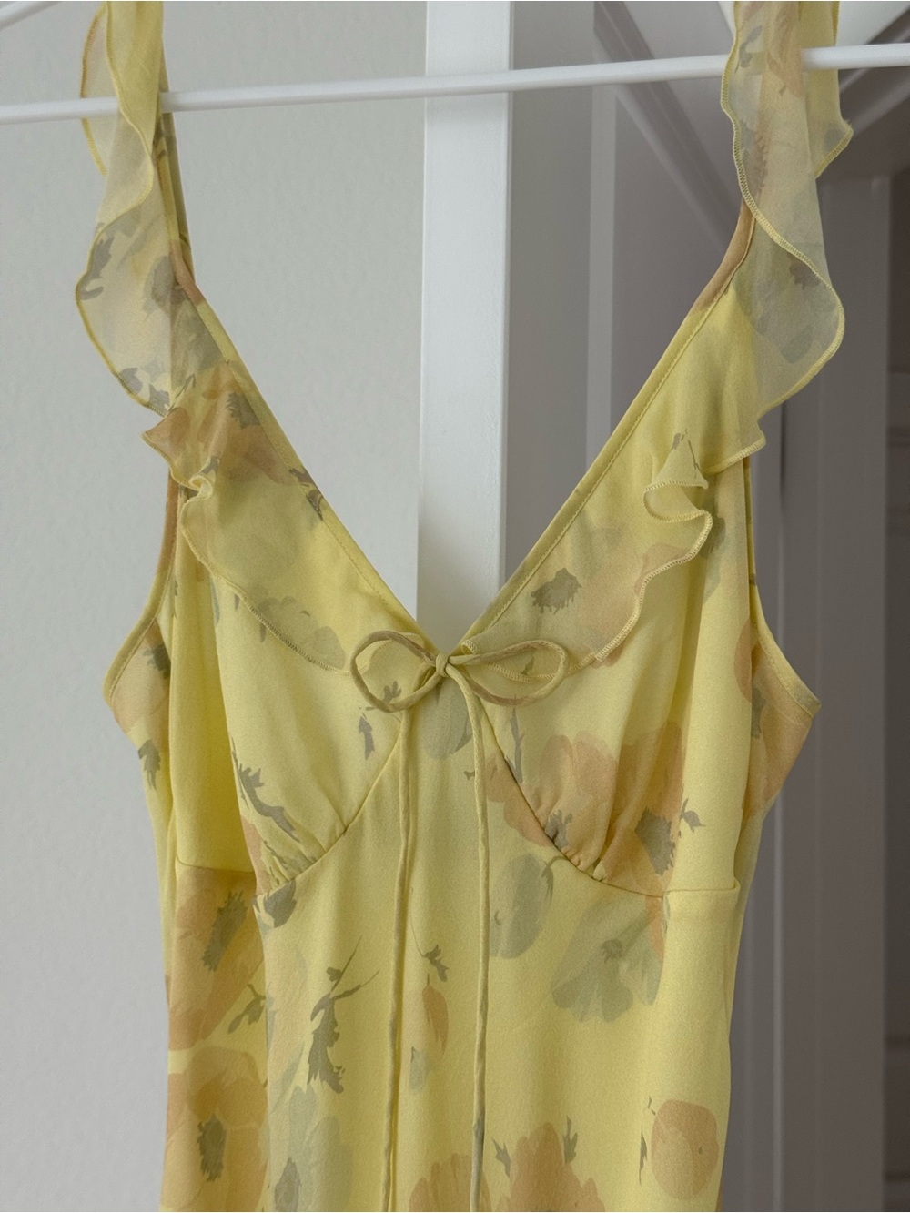 Realisation Par The Heidi Midi Dress in Zinnia - Picture 4 of 6